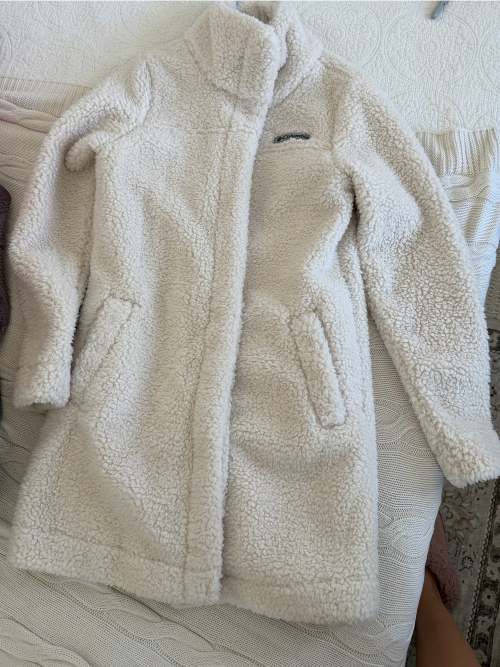 Columbia Cream Sherpa Fleece like new Coat